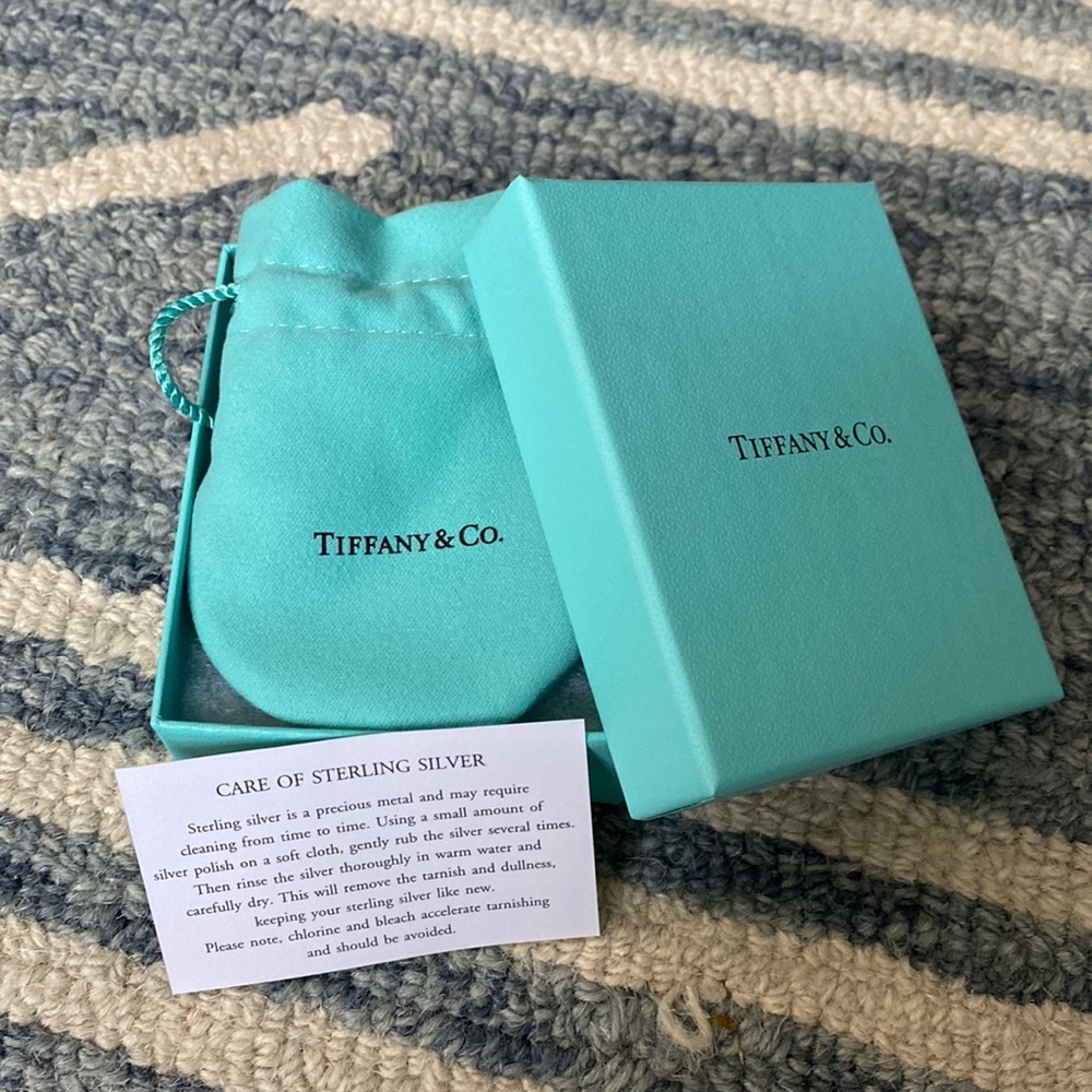 Tiffany & Co gift box
